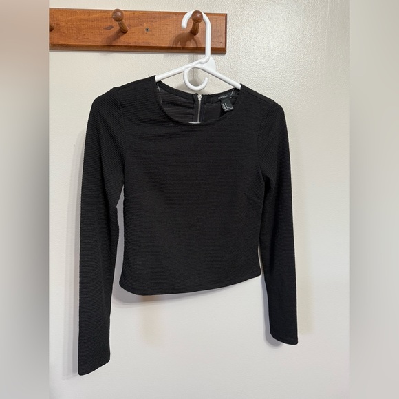 Forever 21 Black Ribbed Top - Picture 2 of 7